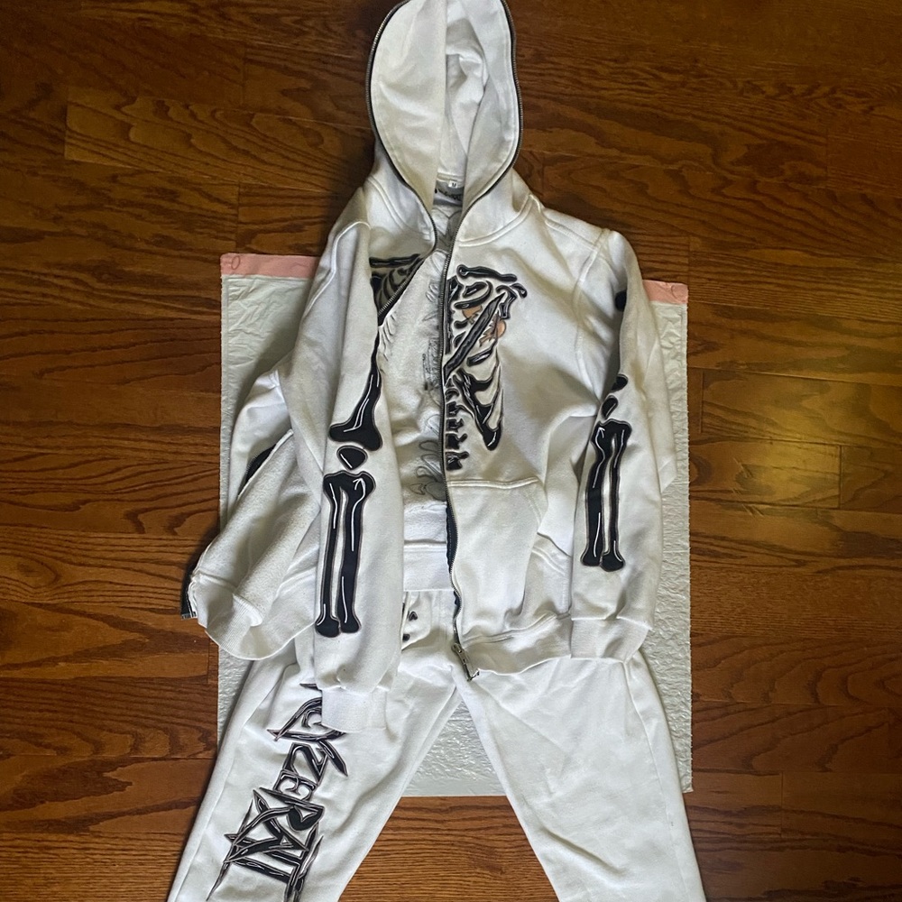 Full Reyzerati zip up jogging suit